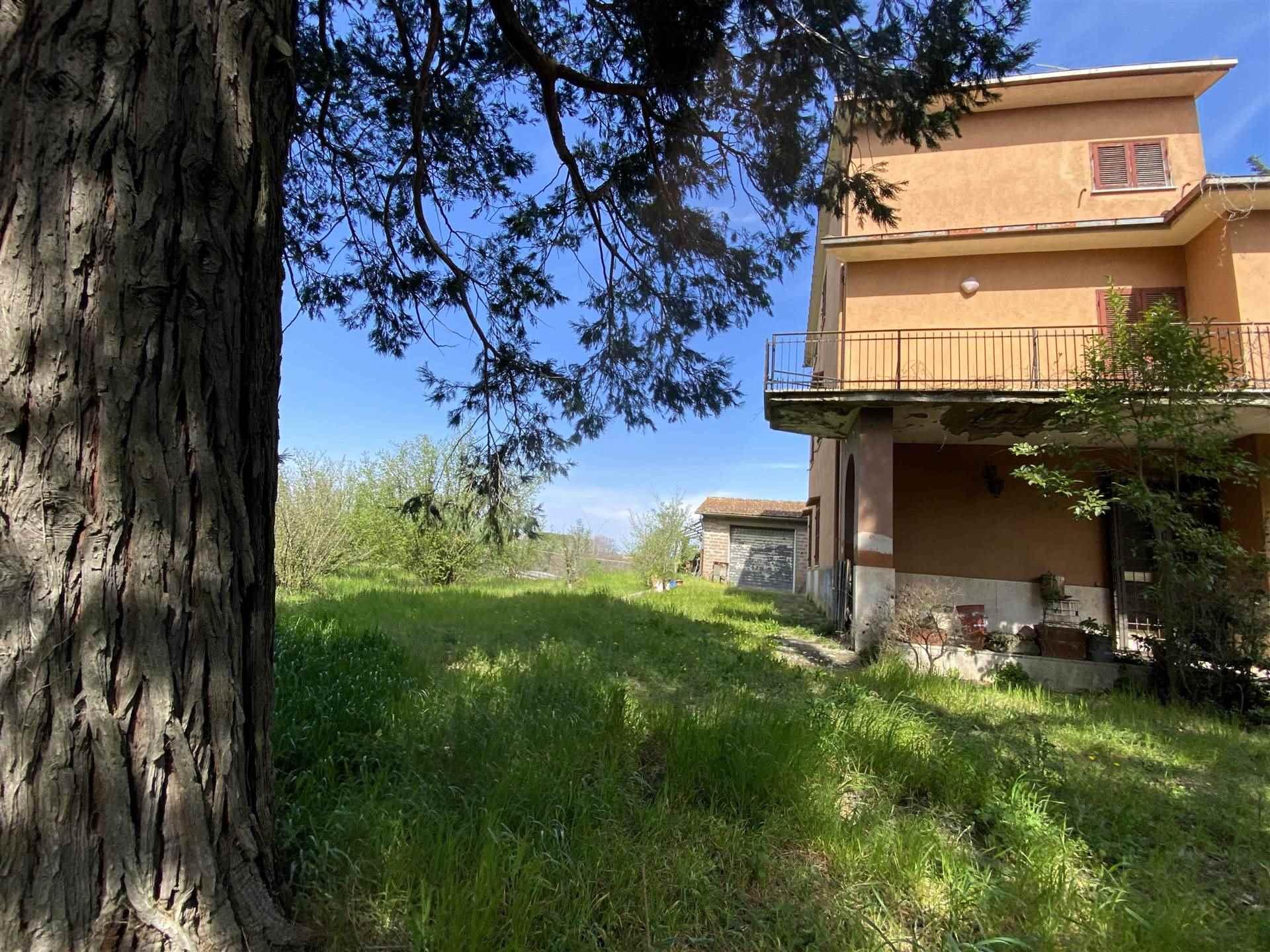 Villa in Via delle Prate, Vetralla
