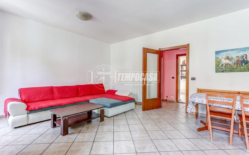 Quadrilocale in Via dei Fabi 5, Cugliate-Fabiasco — foto 2 di 5
