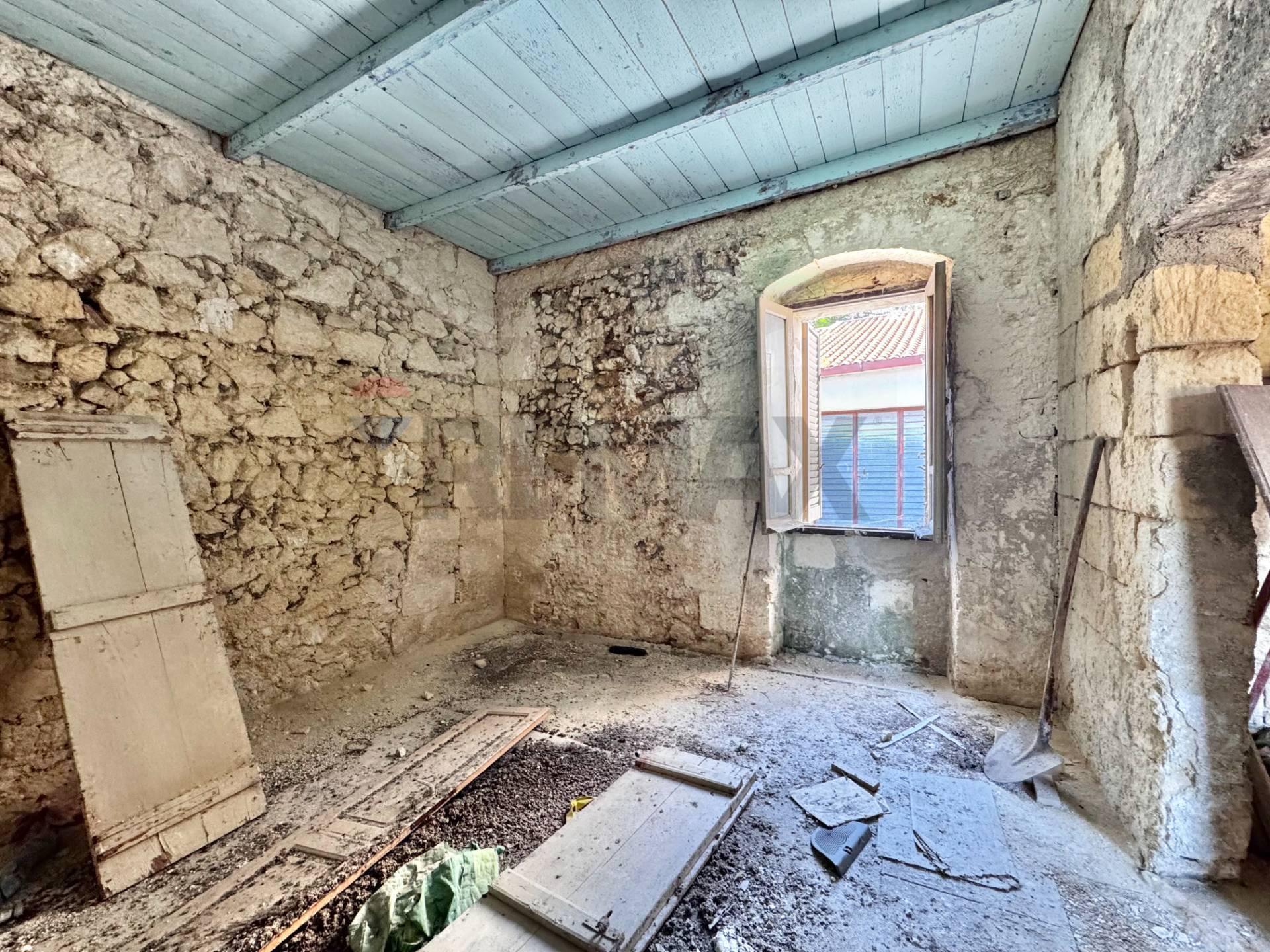 Casa indipendente in Via Olimutos 20, Ossi
