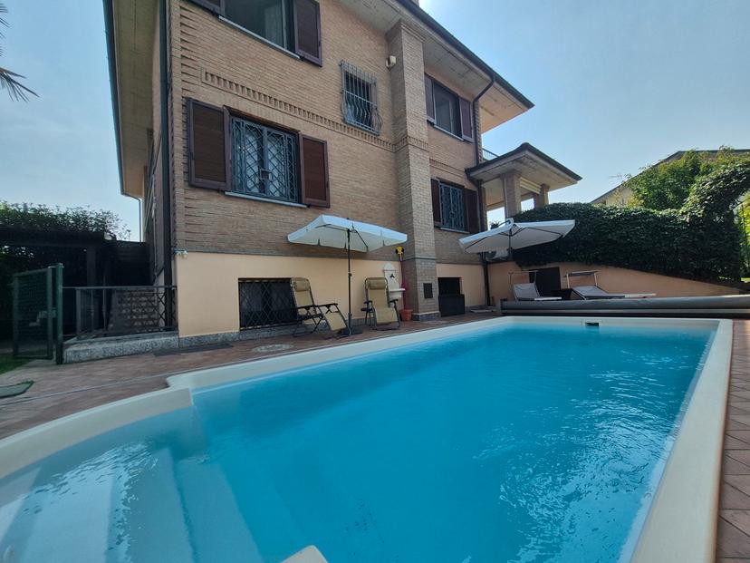 Villa bifamiliare in Via Monsignore Cesare Angelini 1, Landriano — foto 3 di 5