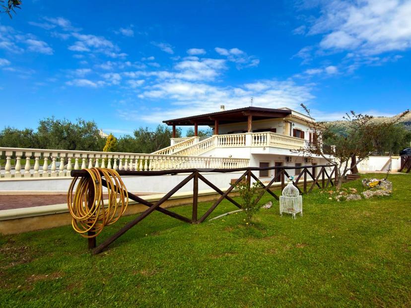 Villa in Via del Mare 14, Monte Sant'Angelo — foto 4 di 5