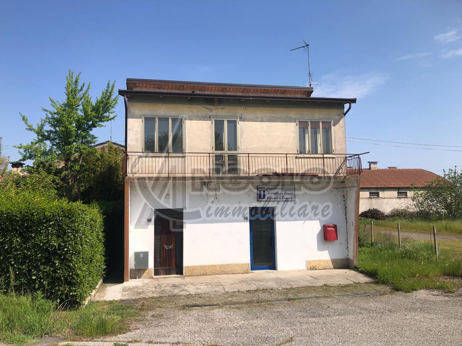 Rustico, Stienta