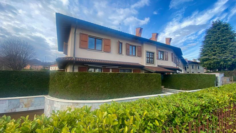 Villa plurifamiliare in Via Don Carlo Gnocchi 14, Presezzo — foto 3 di 5