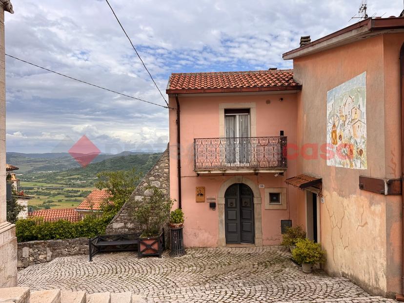 Casa indipendente in Via Rione Chiesa 23, Scontrone — foto 2 di 5