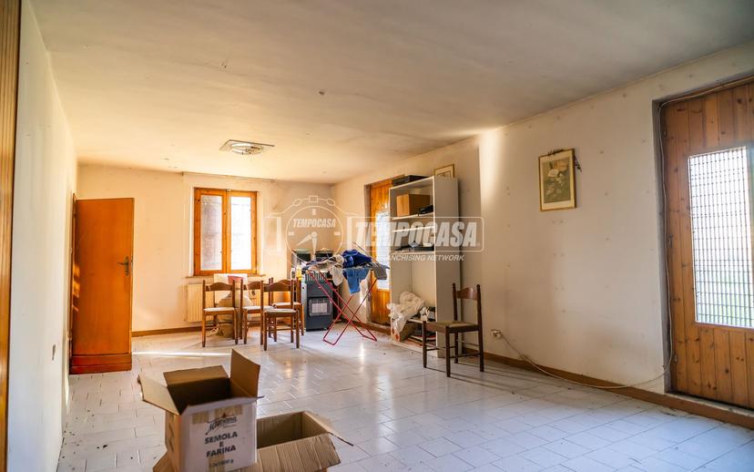 Casa indipendente in Via Don Luigi Sturzo, Terre Roveresche — foto 4 di 5
