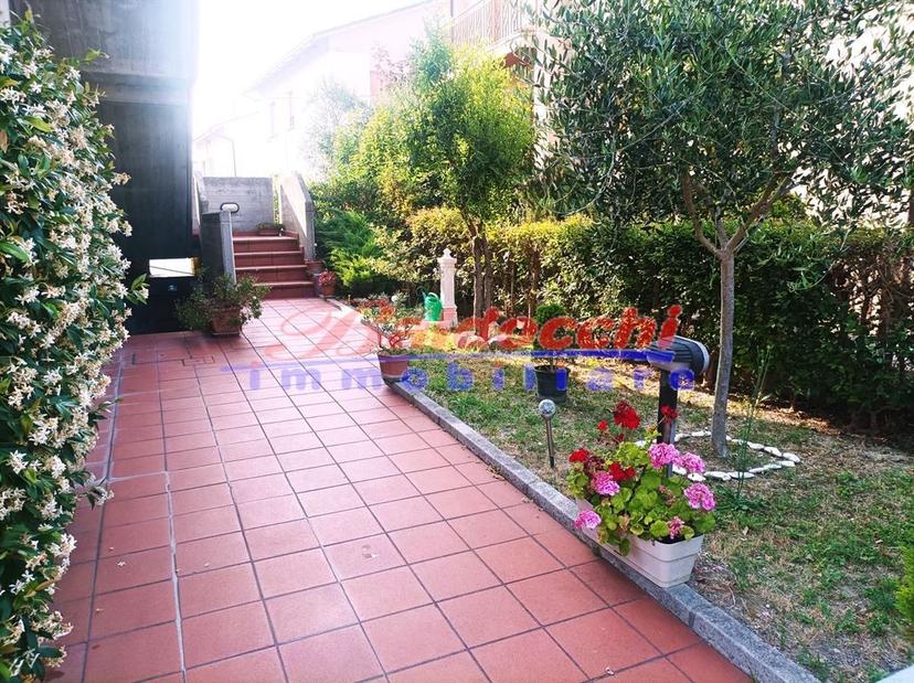 Villa bifamiliare, Fano — foto 3 di 5