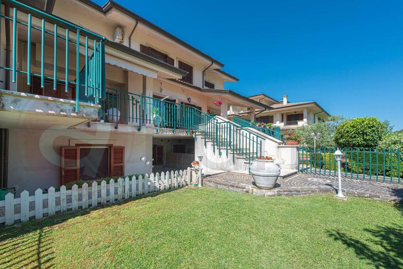 Villa a schiera in Via Valle 36, Arce — foto 4 di 5
