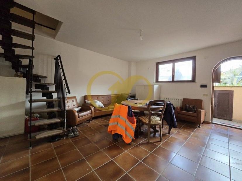 Villa a schiera in Madonna Sasso Bianco 15, Fiastra — foto 3 di 5