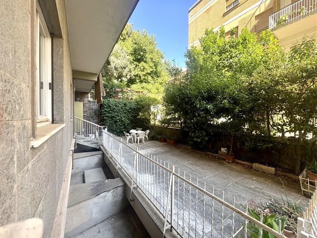 Trilocale in Via Legione Partica 19, Albano Laziale