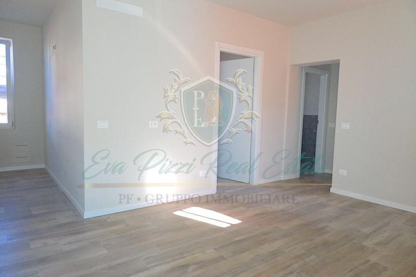 Bilocale in Via Fratelli Cervi, San Martino in Strada — foto 2 di 5