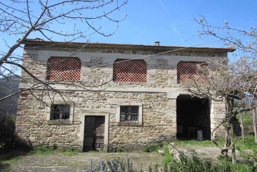 Casa colonica in Via del Palagio in Colognole, Pontassieve — foto 5 di 5