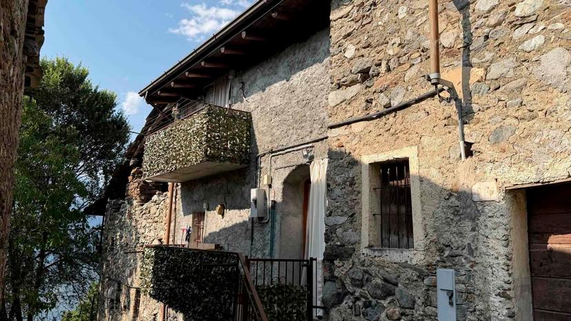Rustico in Perlungo, Montagna in Valtellina