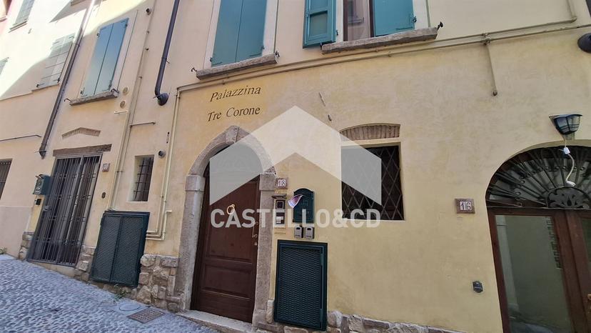 Trilocale in Via Stretta Castello 18, Desenzano del Garda — foto 3 di 5