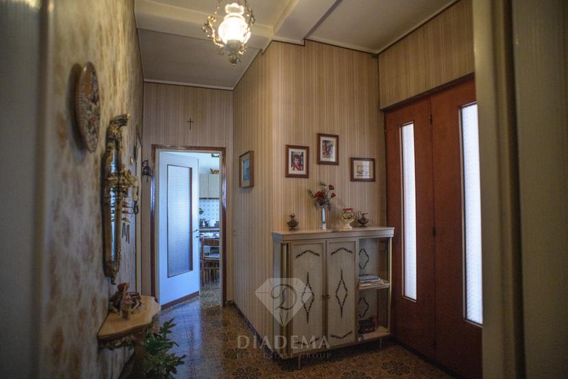 Casa indipendente, Besnate — foto 3 di 5