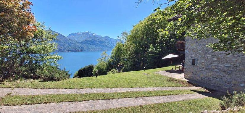 Villa unifamiliare, Plesio — foto 4 di 5
