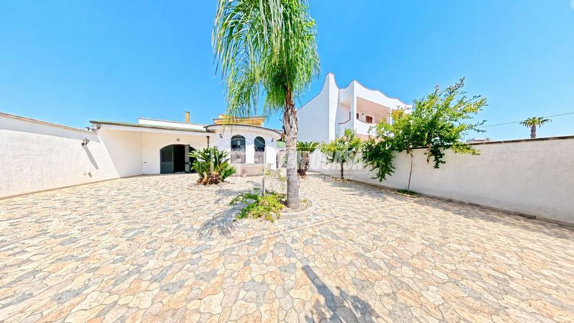 Villa in Via Giacomo Leopardi 26, Nociglia — foto 4 di 5