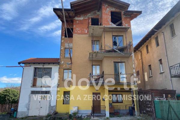 Trilocale in Via Piemonte 3, Castronno — foto 5 di 5
