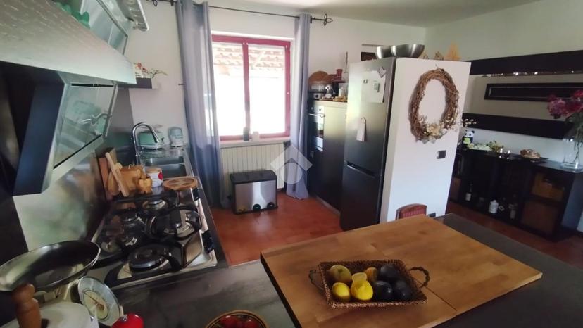 Casa indipendente in Via Prato 4, Cervaro — foto 2 di 5