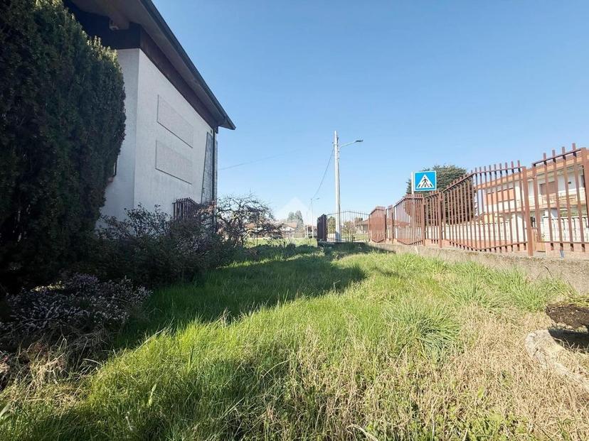 Villa in Via Ugo Foscolo 30, Gerenzano — foto 4 di 5