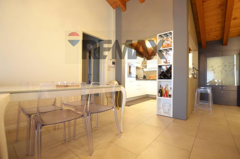 Appartamento in Via Barbarani 2a, Peschiera del Garda — foto 3 di 5