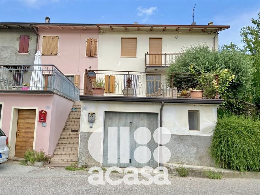 Villa a schiera, Mercato Saraceno