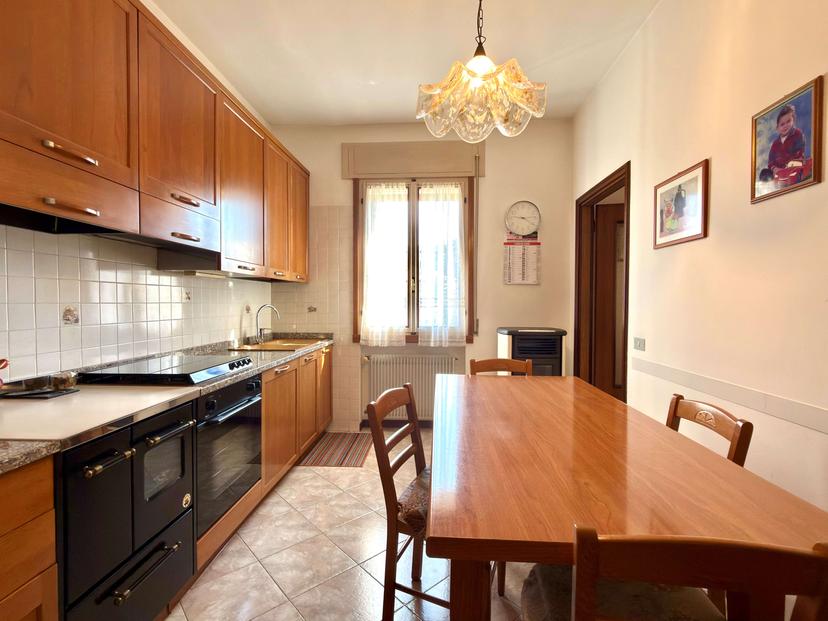Appartamento in Via Caronelli, Colle Umberto — foto 5 di 5