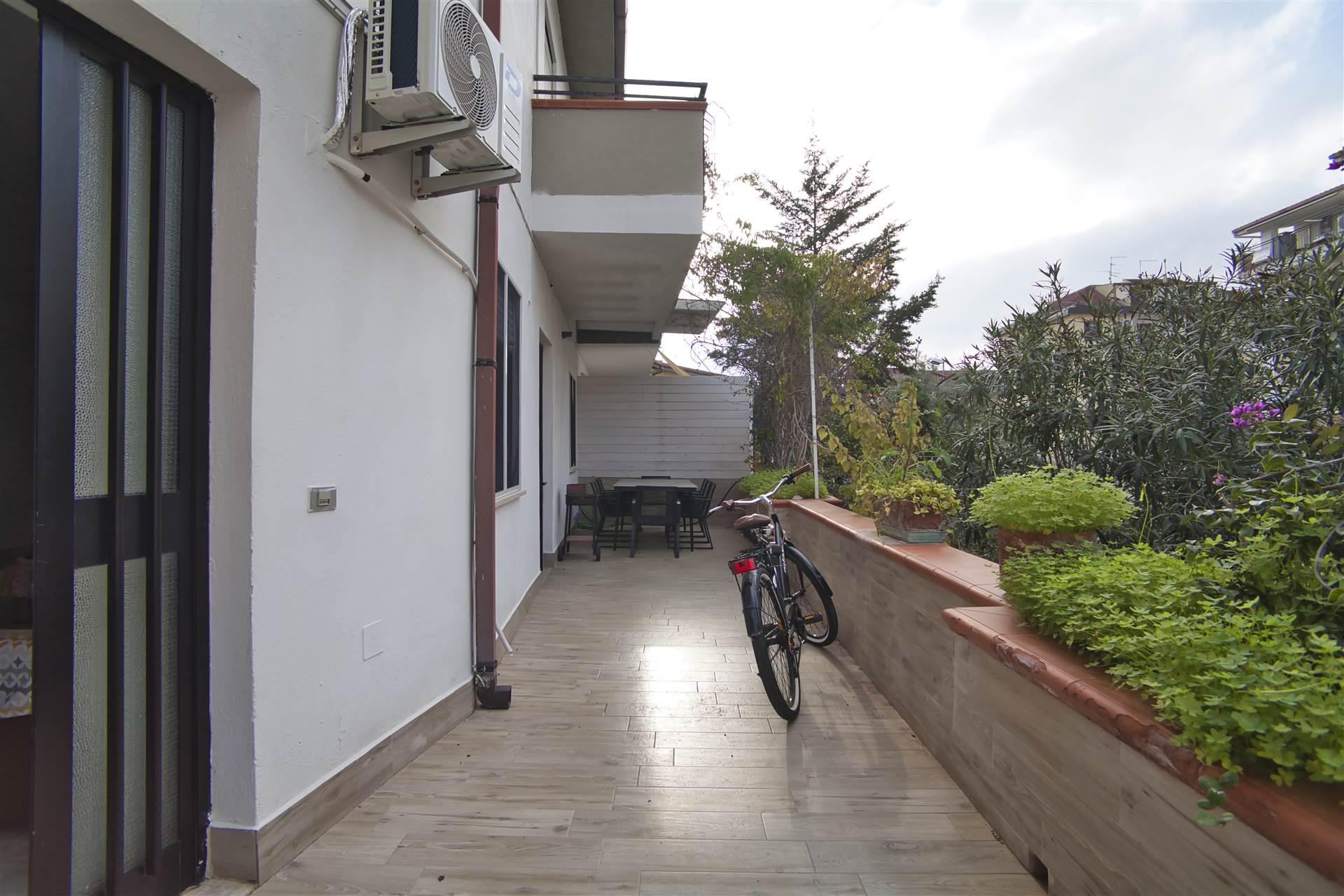 Quadrilocale, Roseto Capo Spulico