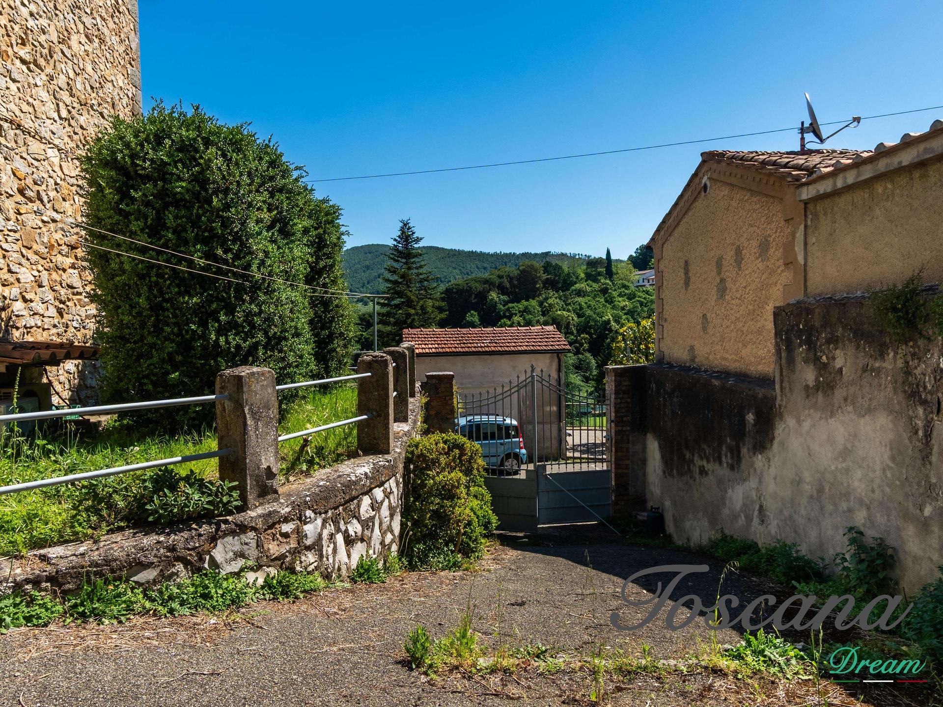 Appartamento in Via Cavour 14-20, Castelnuovo di Val di Cecina