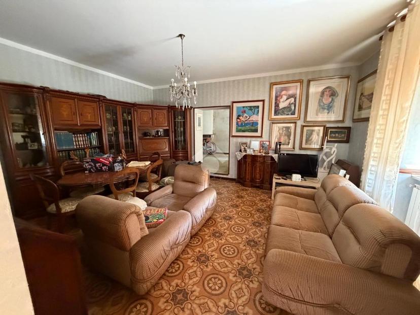 Casa indipendente in Via Raffaele Cadorna 14, Avezzano — foto 3 di 5