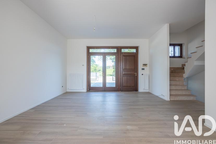 Villa in Localitã&nbsp; Palazzetto, Montecassiano — foto 3 di 5