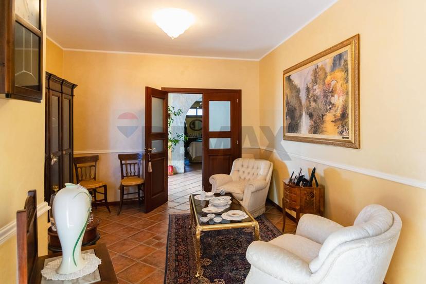 Villa, Belpasso — foto 3 di 5