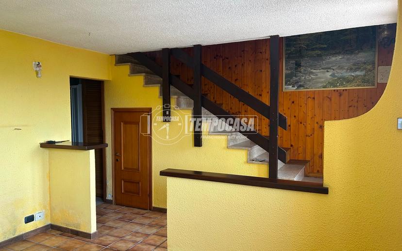 Trilocale in Via Luigi Zappelli 62, Verbania — foto 3 di 5