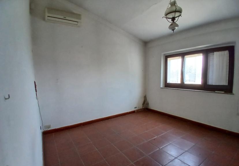 Casa indipendente in Via Roma, Amelia