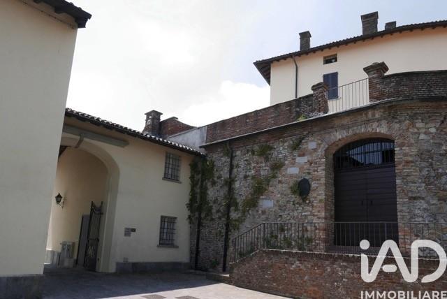 Appartamento in Via Castello 15, Castana
