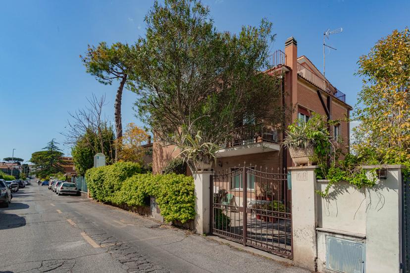 Casa indipendente in Via Minerbio 68, Roma — foto 5 di 5