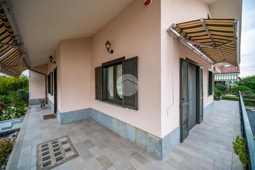 Villa in Via Valdo Fusi 37, Airasca — foto 2 di 5