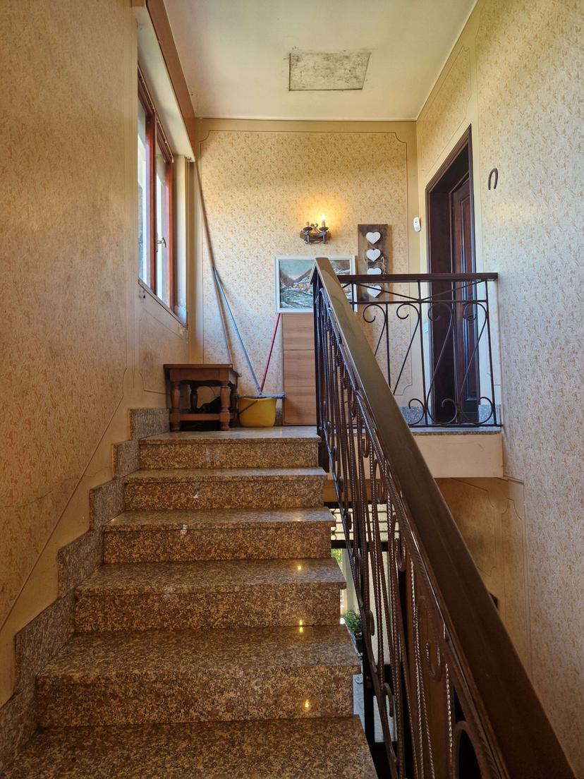 Porzione di villa in Via del Corbè 17, Mozzate — foto 3 di 5