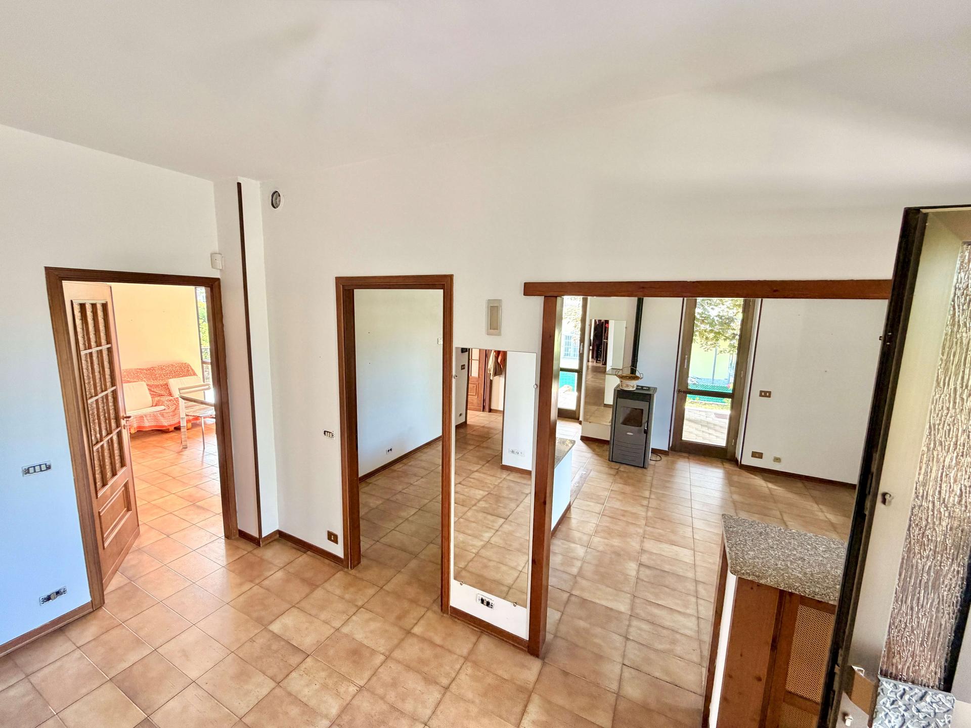 Villa unifamiliare in Carducci 33, Tortona