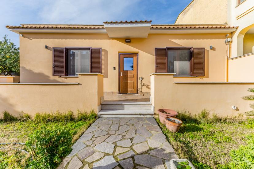 Villa in Via delle Tartarughe 17, Fiumicino — foto 3 di 5