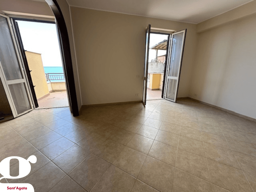Quadrilocale in Via Benedetto Brin 333, Caronia