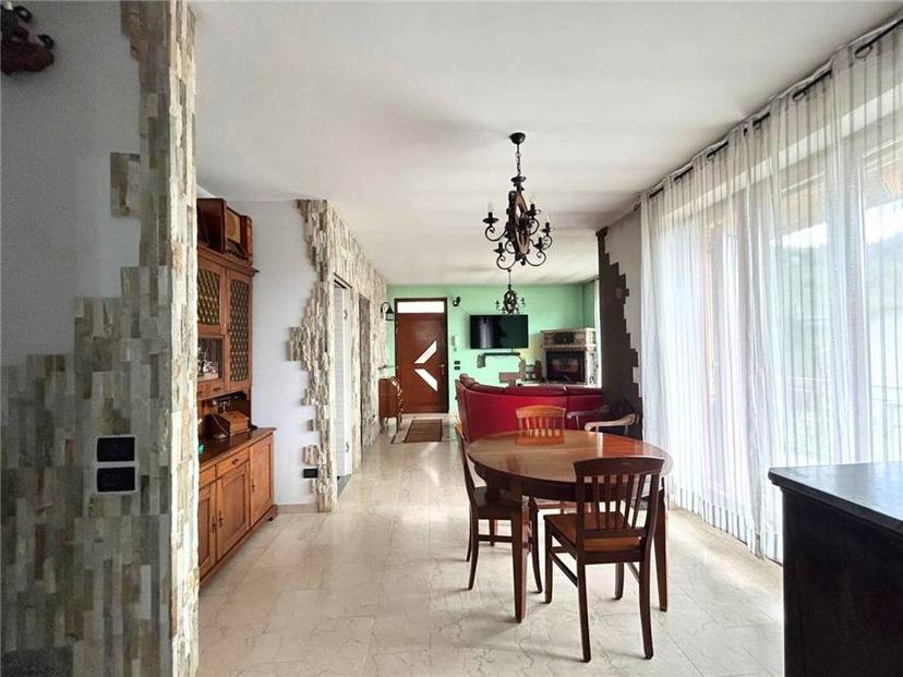 Villa a schiera in Via Pietra, Viadanica — foto 4 di 5
