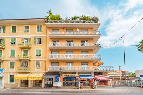 Bilocale in Corso Matuzia 107, Sanremo