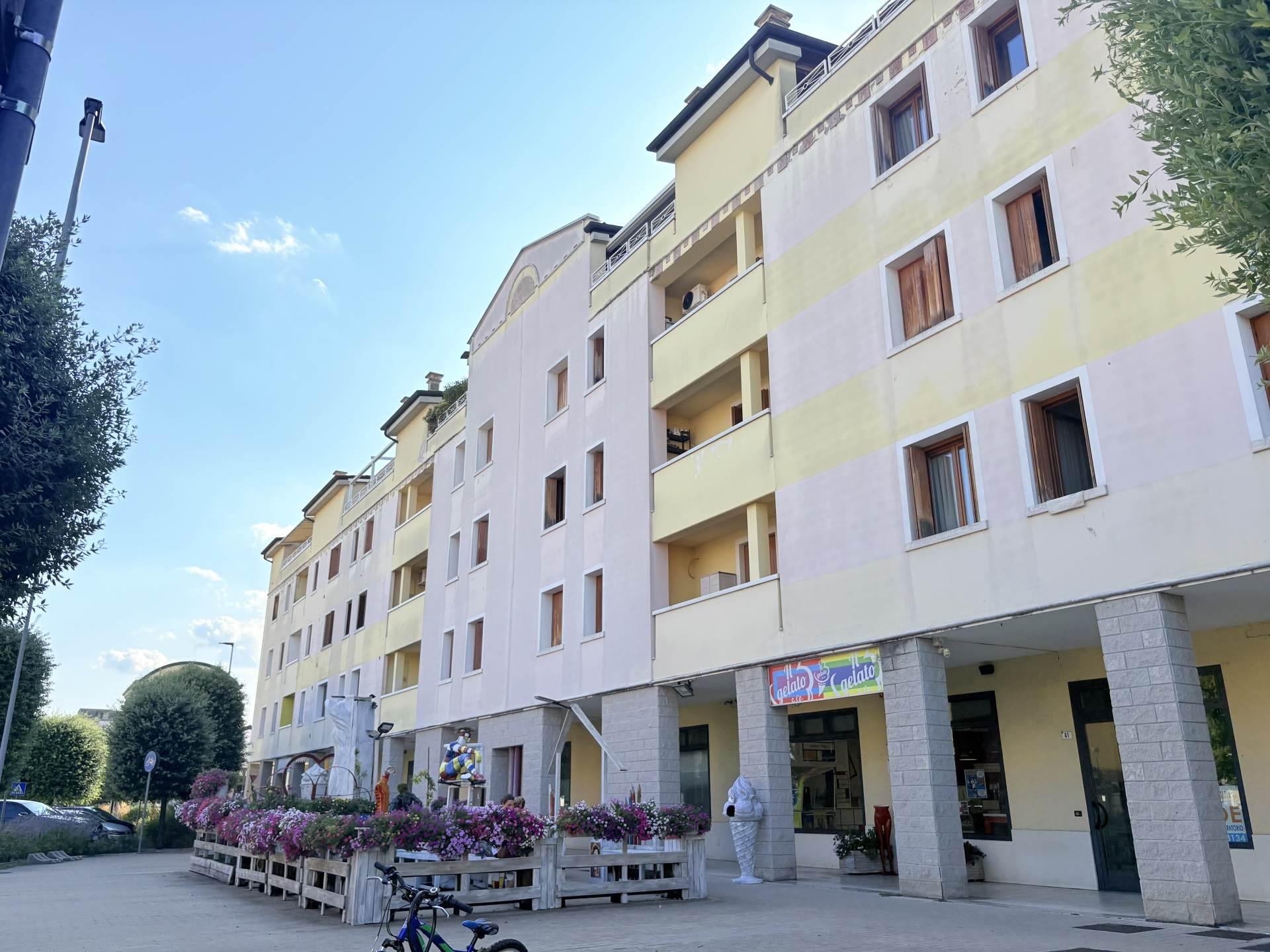 Quadrilocale in Via Puccini, Montecchio Maggiore