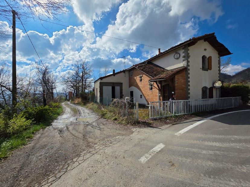 Villa in Località Amore di Sopra 2, Vergato — foto 5 di 5