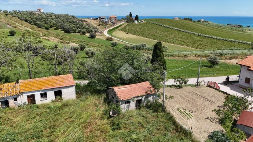 Rustico in Località Colle Magnone, Roseto degli Abruzzi — foto 5 di 5