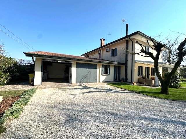 Villa bifamiliare, Salgareda — foto 3 di 5
