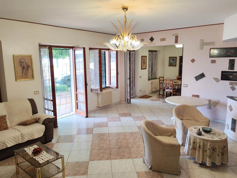 Casa indipendente in Via Lungo Lago Alicata, Magione — foto 5 di 5