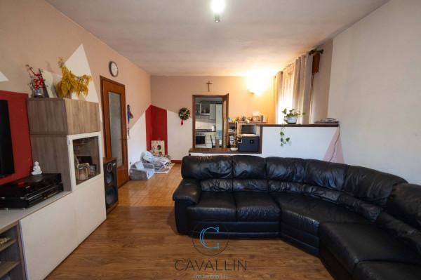 Villa bifamiliare in Via Piave 108, Montebelluna