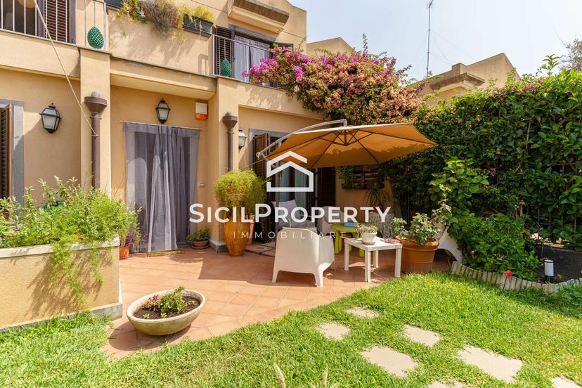 Villa bifamiliare in Via Alexander Fleming 14, Sant'Agata li Battiati — foto 2 di 5