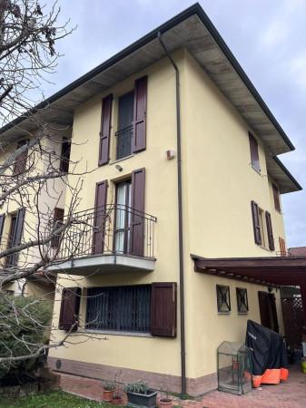 Villa a schiera, Lugo